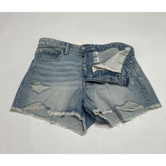H&M High-Waist Denim Shorts in Light Denim Blue - Picture 4 of 6